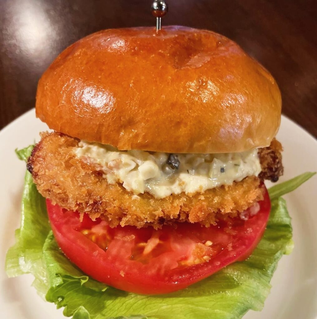 マグロカツバーガー