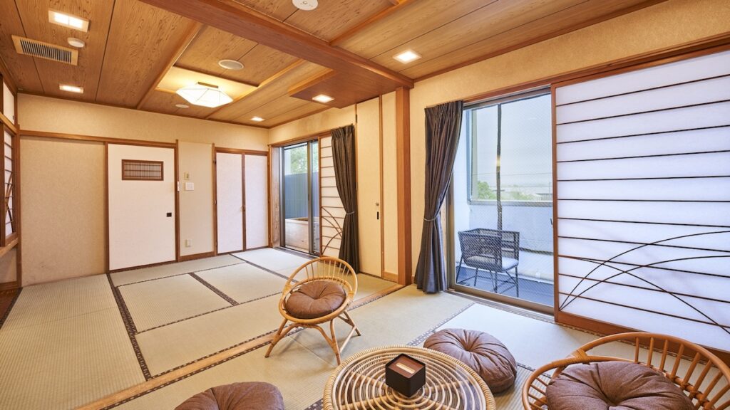 湯本天然温泉ホテル